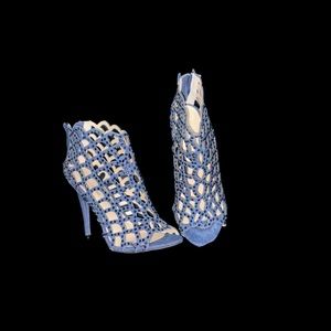 8.5 Blue jean material with blue crystals